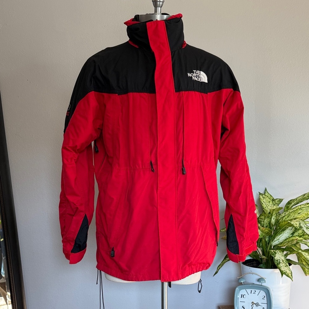 The North Face Men's Bold Red and Black Performance Jacket​